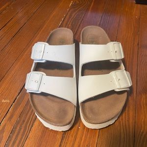 Arizona Platform Vegan Birkenstocks